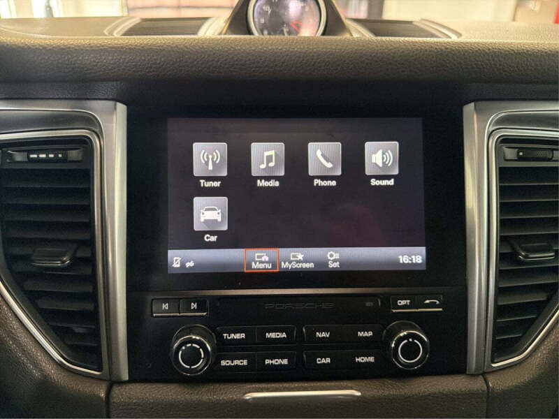 2018 Porsche Macan