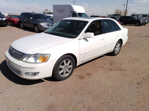 2001 Toyota Avalon for sale at PYRAMID MOTORS - Fountain Lot in Fountain CO