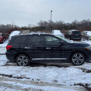 2019 Nissan Pathfinder Platinum