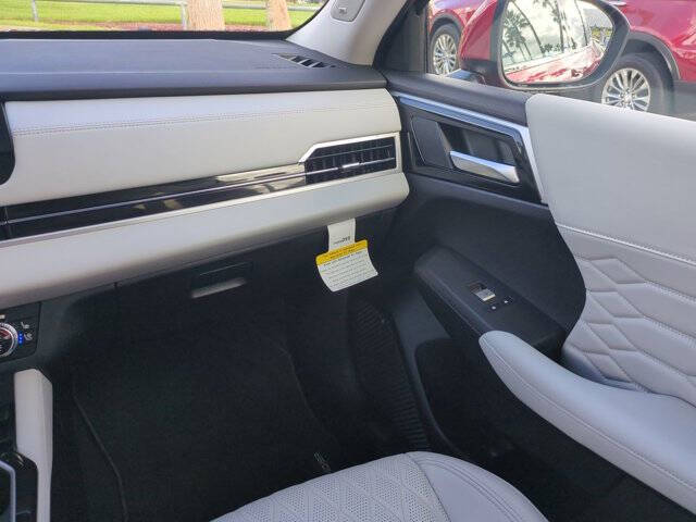 2025 Mitsubishi Outlander SEL