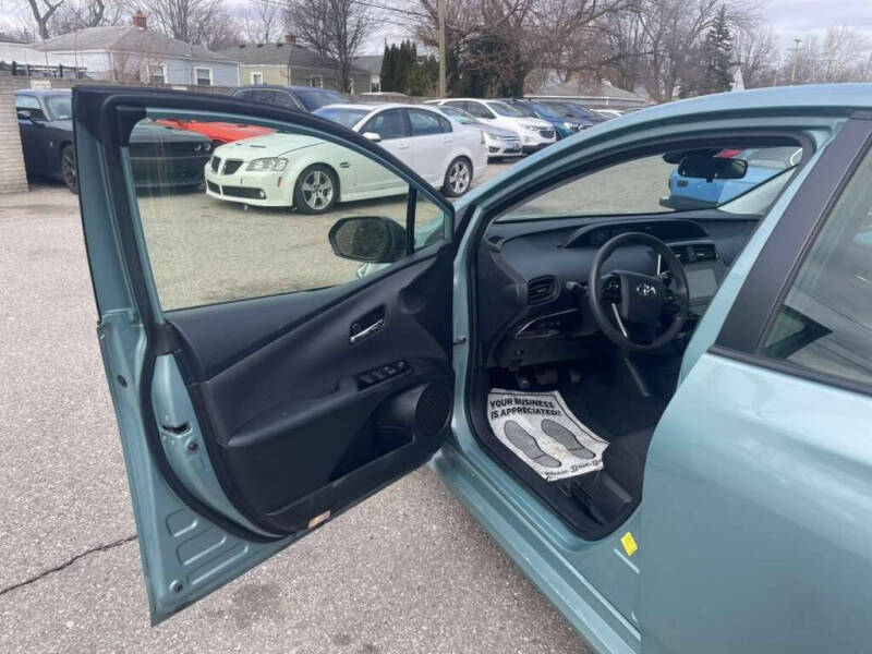 2021 Toyota Prius LE AWD-e