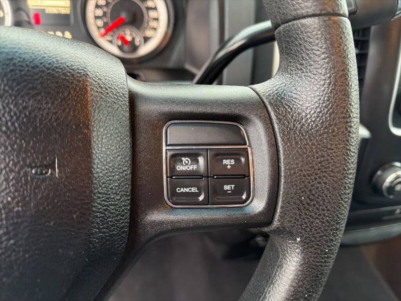 2013 RAM 1500 SLT