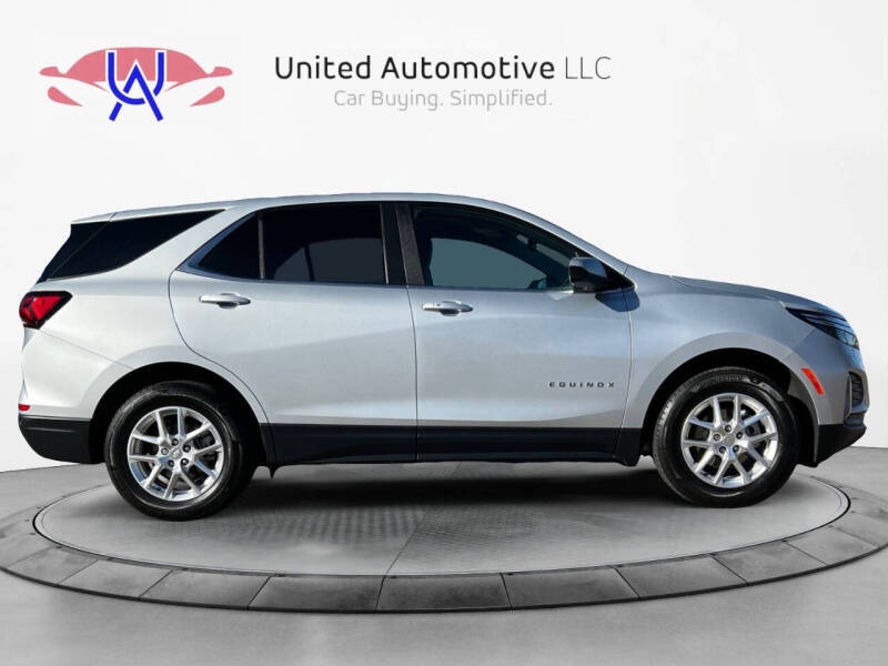 2022 Chevrolet Equinox LT photo 5