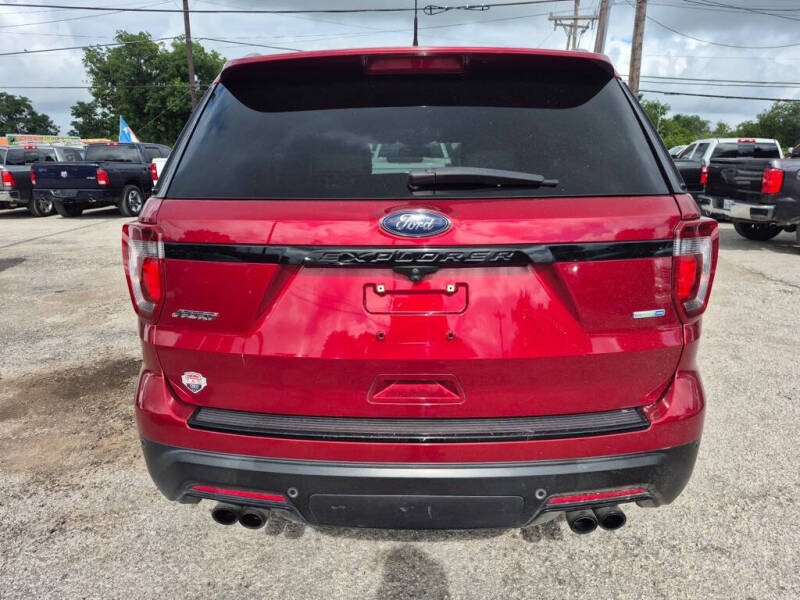 2018 Ford Explorer Sport