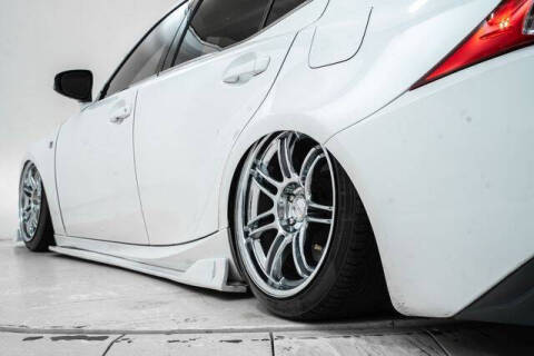2016 Lexus IS 200t