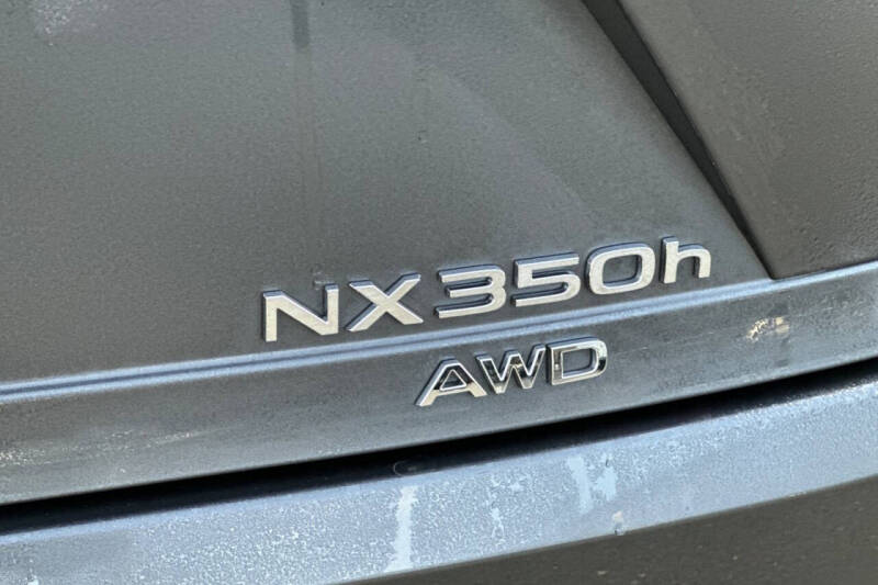 2025 Lexus NX 350h Premium