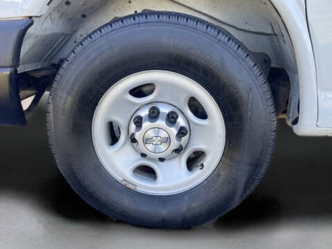 2017 Chevrolet Express 2500