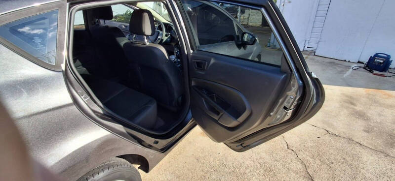 2017 Ford Fiesta SE
