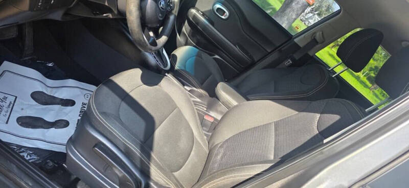 2014 Kia Soul +