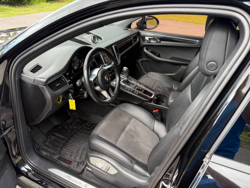 2015 Porsche Macan S