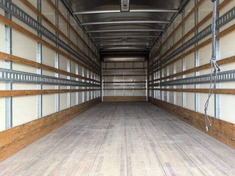 2019 Freightliner M2 106