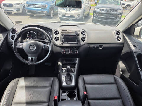 2014 Volkswagen Tiguan SE