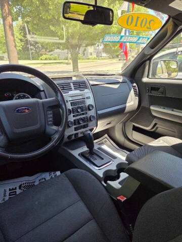 2010 Ford Escape XLT