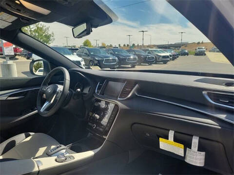 2025 Infiniti QX55 Essential