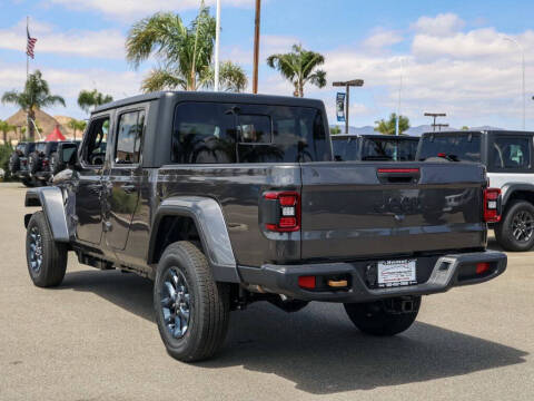 2026 Jeep Gladiator 85th Anniversary Edition