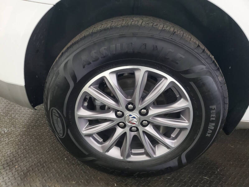 2023 Buick Enclave Essence