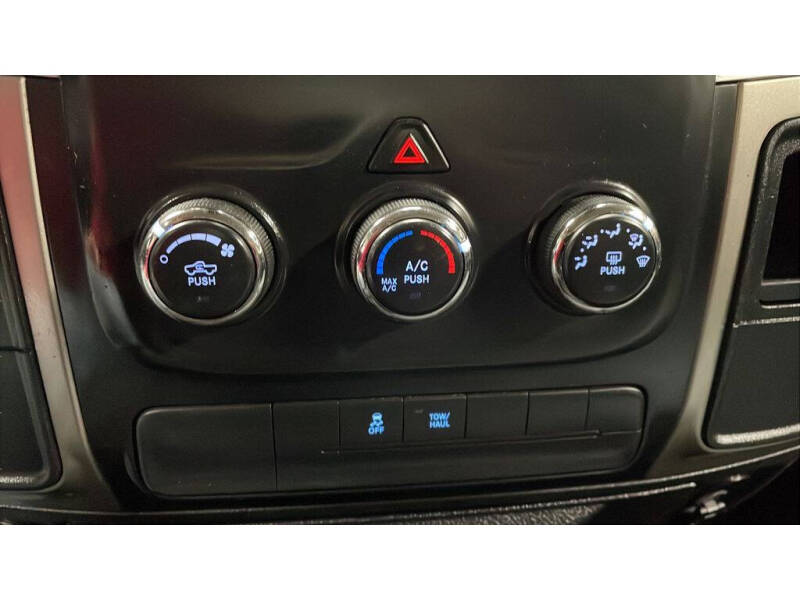 2013 RAM 1500 SLT