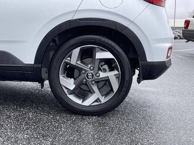 2022 Hyundai Venue SEL