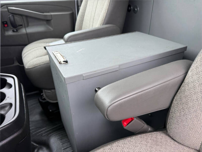 2021 Chevrolet Express 3500