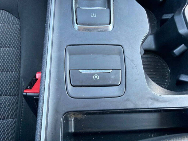 2023 Ford Edge SE