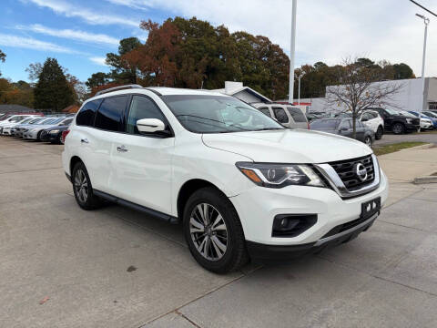 2018 Nissan Pathfinder SV