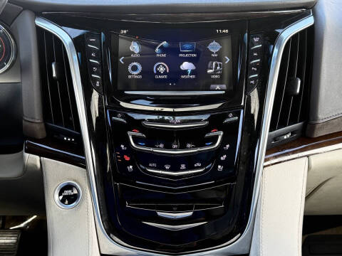 2017 Cadillac Escalade Premium Luxury