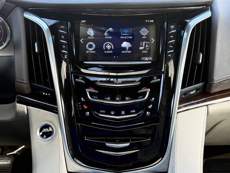 2017 Cadillac Escalade Premium Luxury