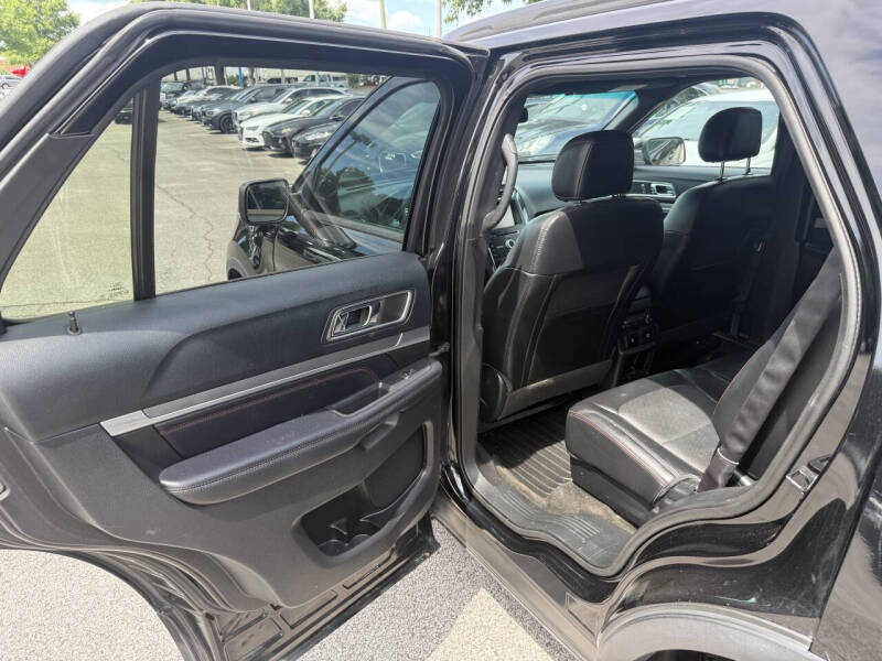 2016 Ford Explorer Sport