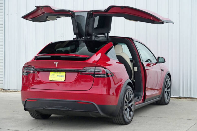 2023 Tesla Model X Standard Range