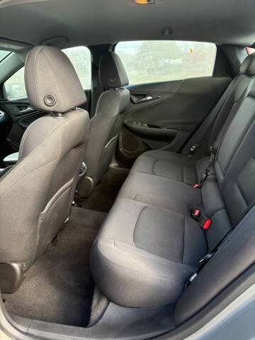 2017 Chevrolet Malibu LT