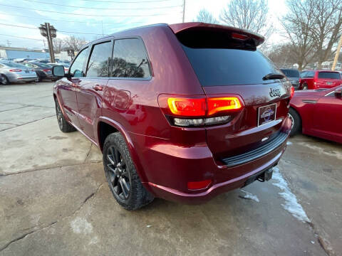 2017 Jeep Grand Cherokee Laredo