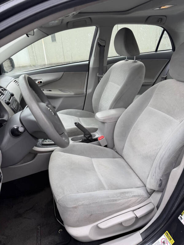 2009 Toyota Corolla LE