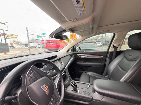 2018 Cadillac XT5 Luxury