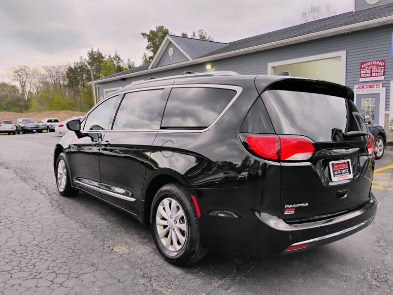 2018 Chrysler Pacifica Touring L Plus