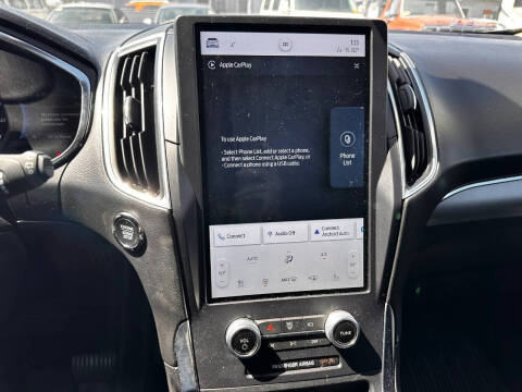 2021 Ford Edge Titanium