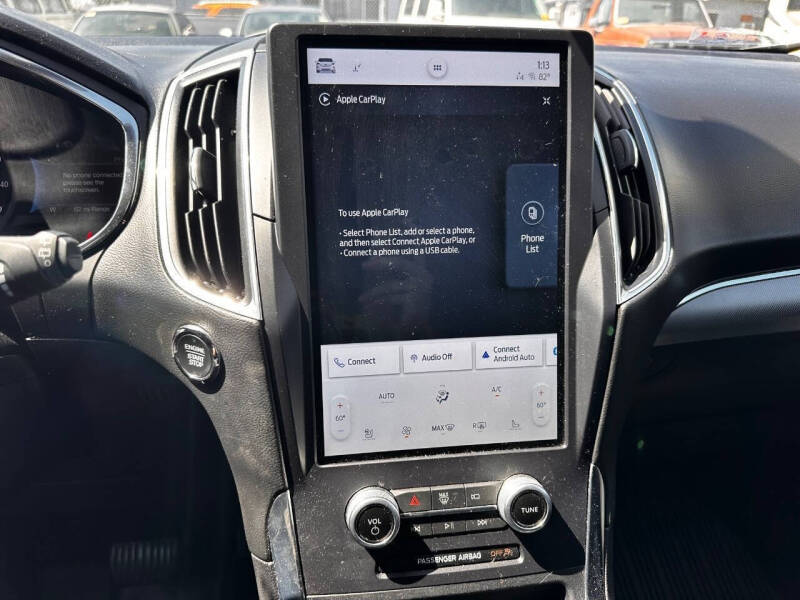 2021 Ford Edge Titanium