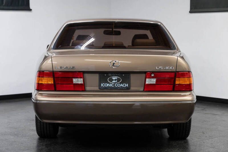 1998 Lexus LS 400