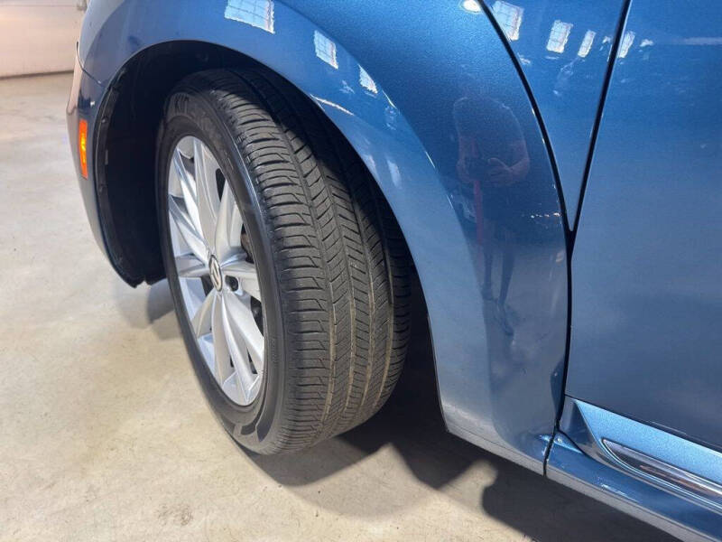 2017 Volkswagen Beetle 1.8T SE