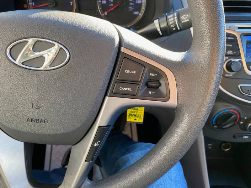 2015 Hyundai Accent GLS