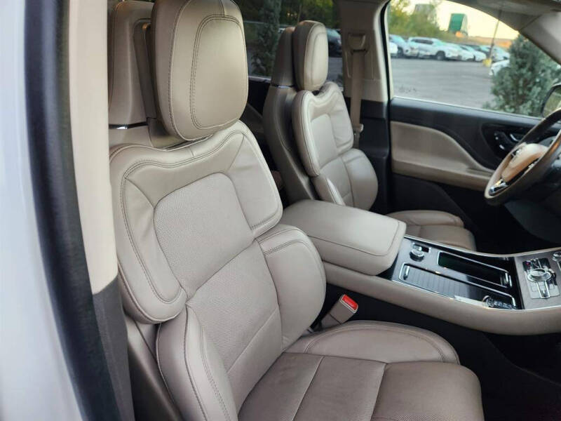 2022 Lincoln Aviator Reserve