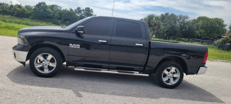 2016 RAM 1500 SLT