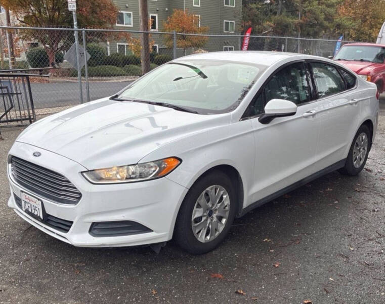 2014 Ford Fusion S