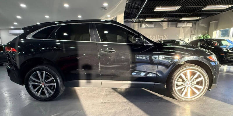 2019 Jaguar F-PACE 30t Prestige