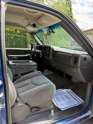 2004 Chevrolet Silverado 1500 LS