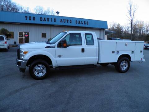 2015 Ford F-350 Super Duty for sale at Ted Davis Auto Sales in Riverton WV