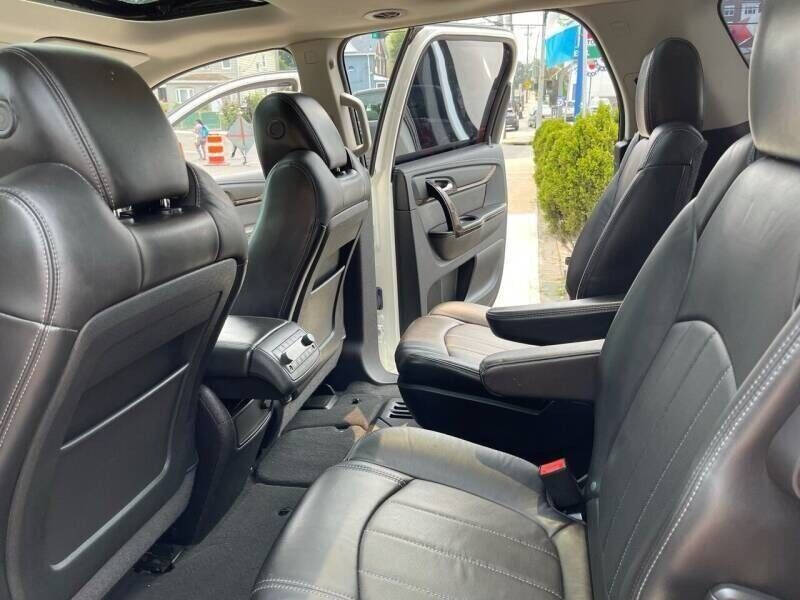 2013 GMC Acadia Denali