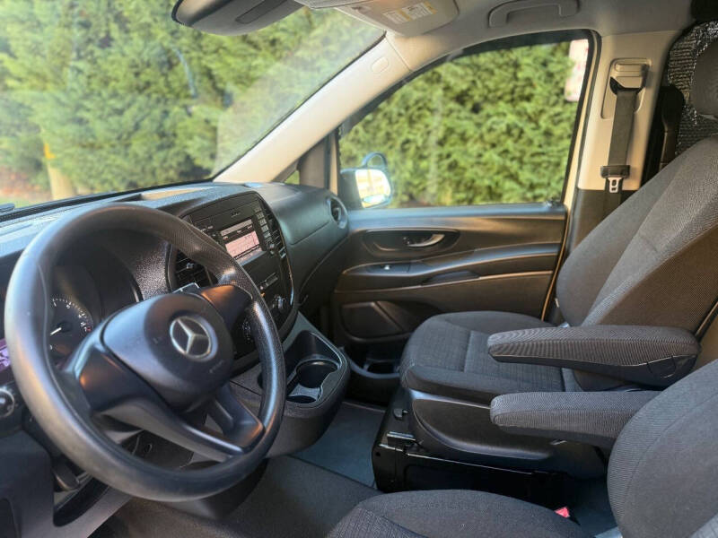 2016 Mercedes-Benz Metris