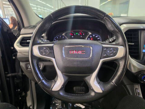 2017 GMC Acadia SLE-2
