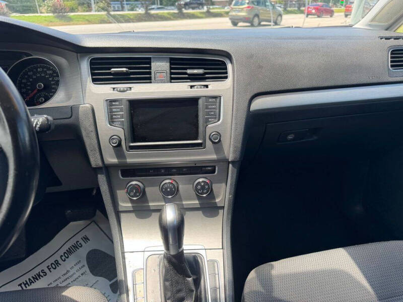 2016 Volkswagen Golf