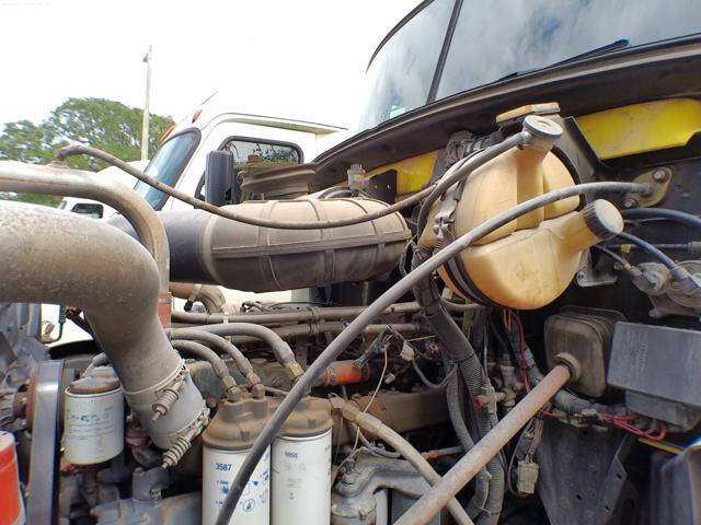 2000 Mack CH613
